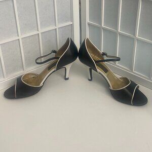 COPY - Werner Kern Nueva Epoca Black & White Argentine Tango Dance Shoes Sz 9
